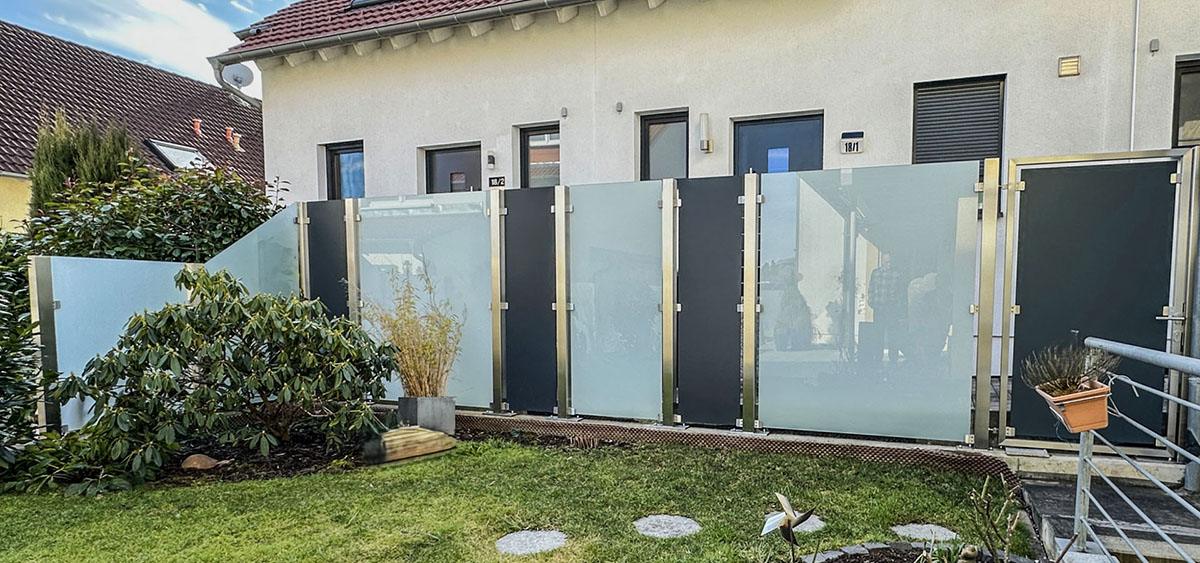 Edelstahl Balkongeländer Waldachtal - ↗️Schmid-Jakobs.de: ✓Treppengeländer, Geländerbau, Aluminium Sichtschutz, Terrassendach